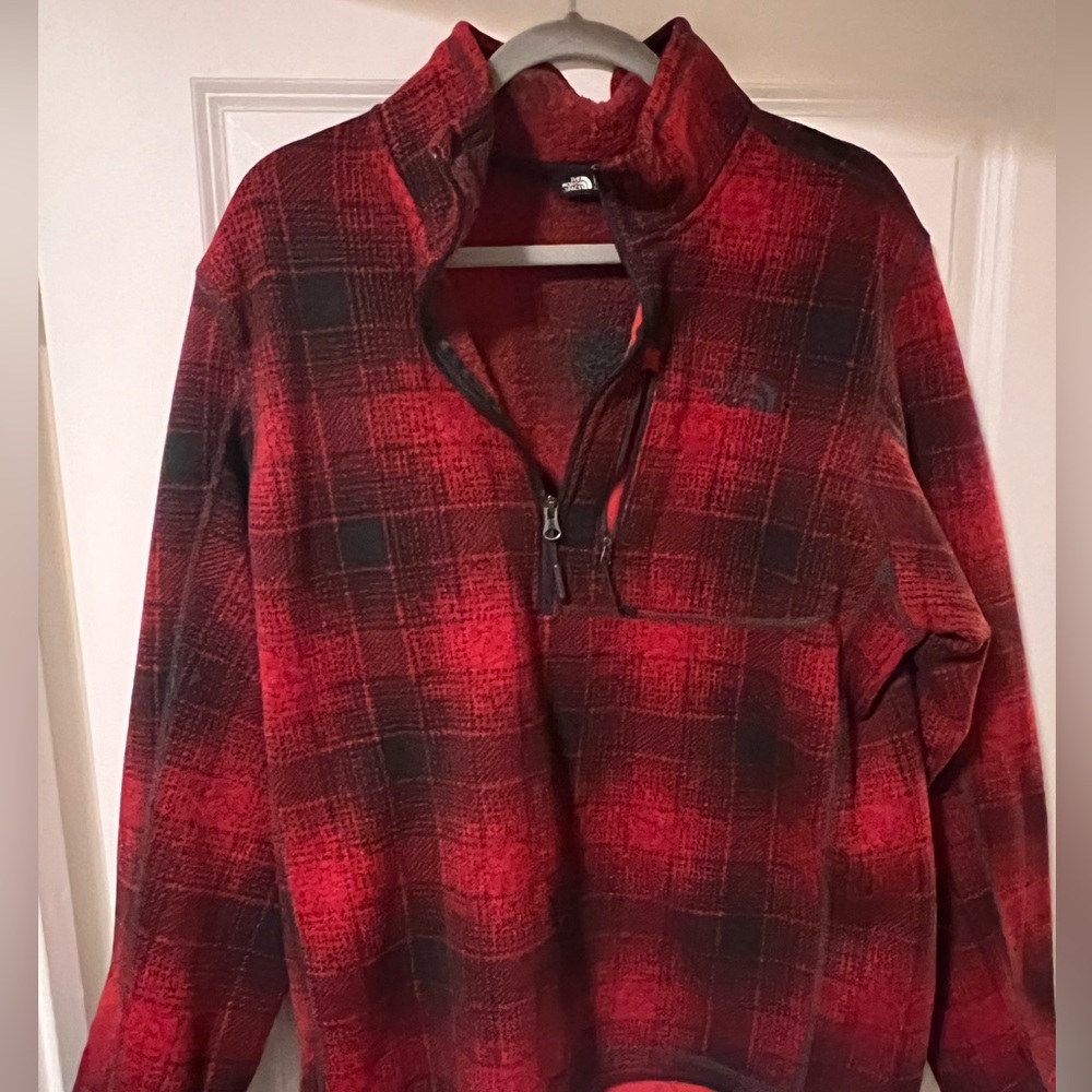 The North Face Men's checkered fleece quarter zip size L